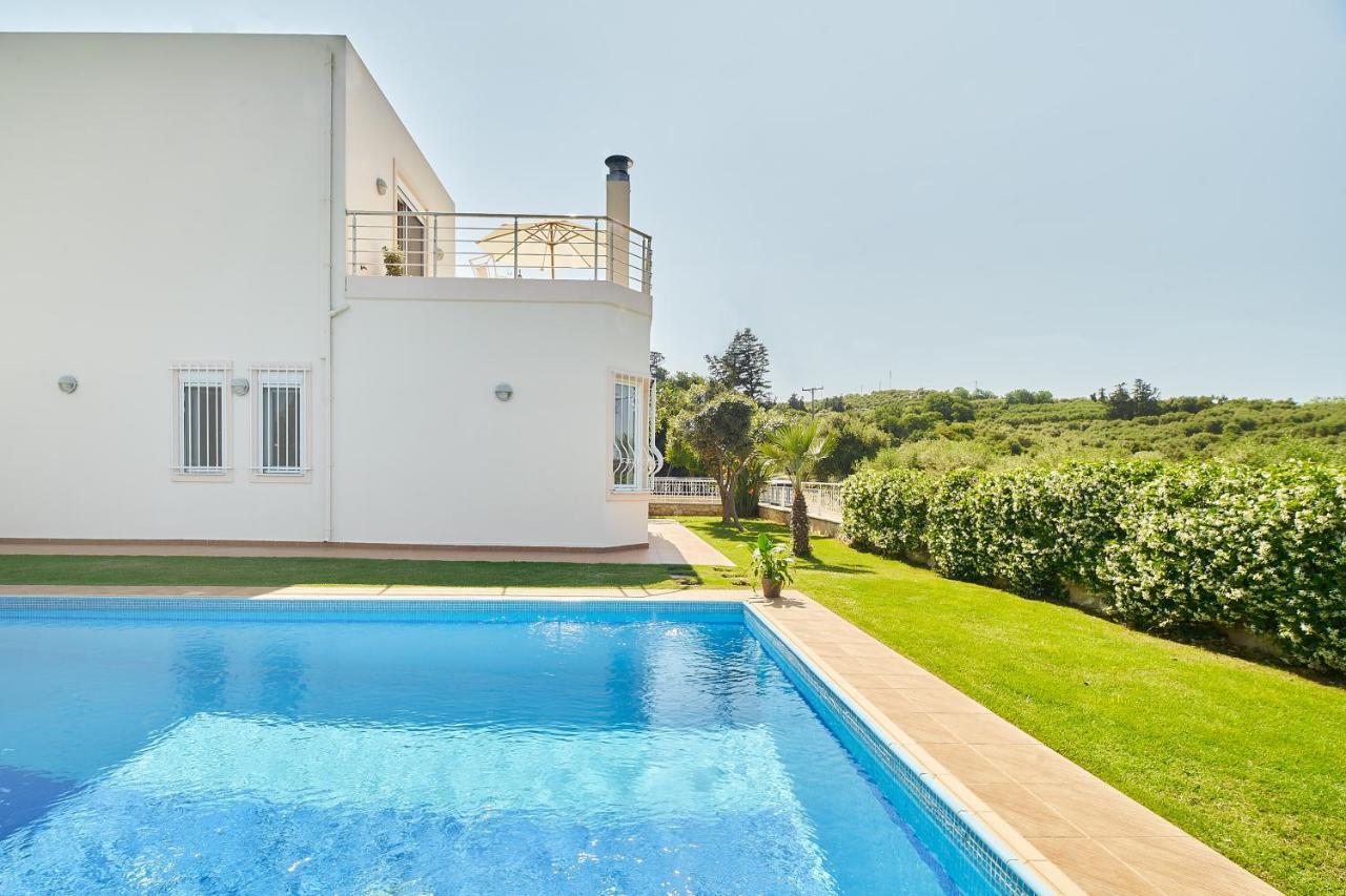 Villa Moma Palio Gerani Buitenkant foto
